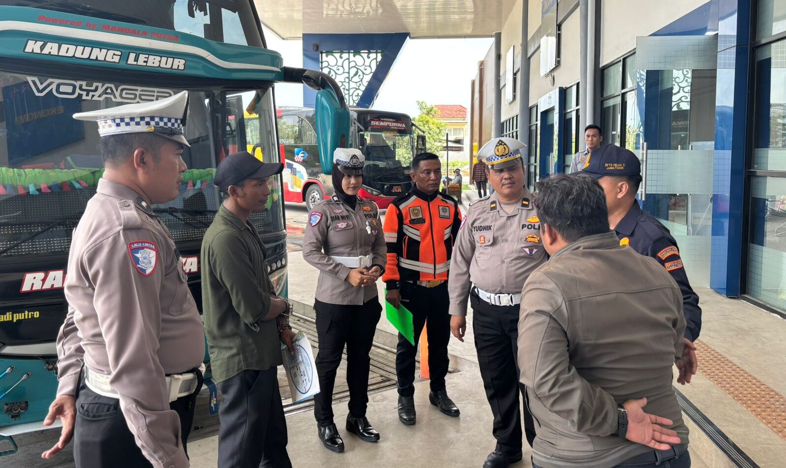 Satlantas Polres Sumenep Gelar Kasada Lantas, Ramp Check Bus, dan Pemeriksaan Kesehatan Gratis