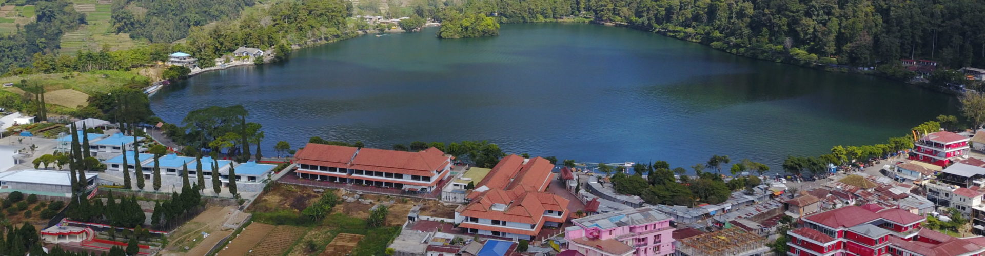 Gubernur Jatim dan Bupati Magetan Tinjau Bantuan Pendidikan